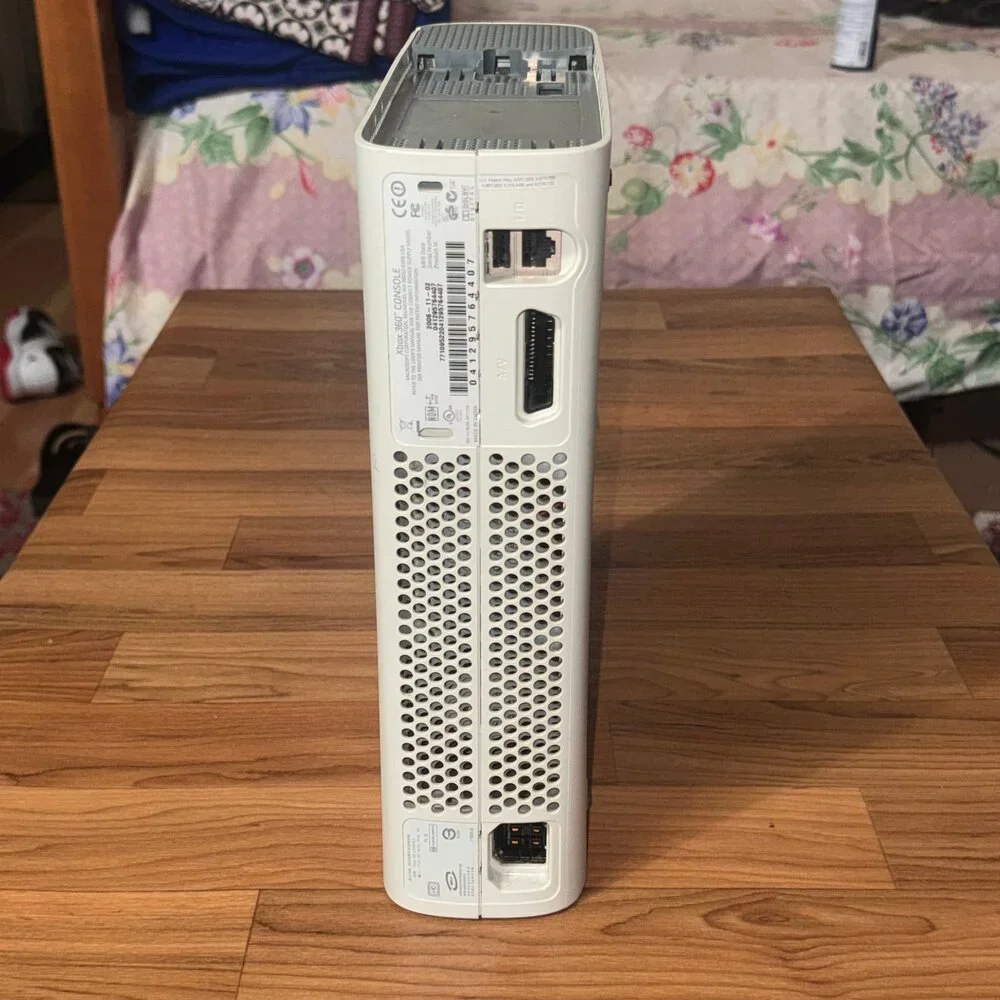 Xbox 360 console serial# 041295764407